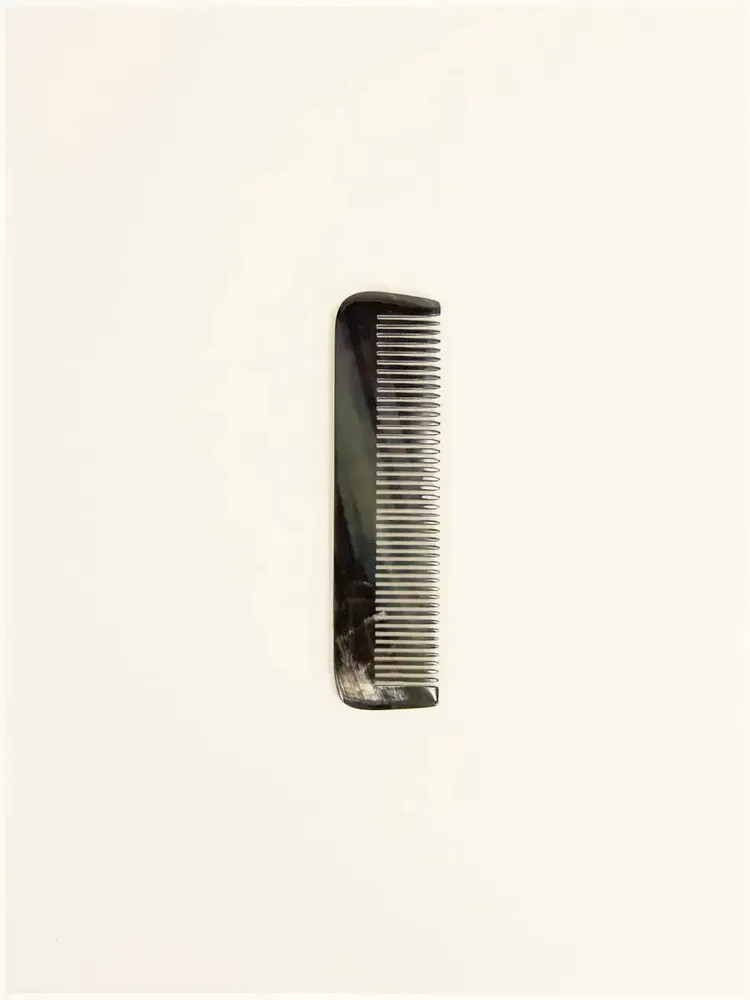 Hair accessories - Simple comb in black and white horn - L INDOCHINEUR X RIVÊT