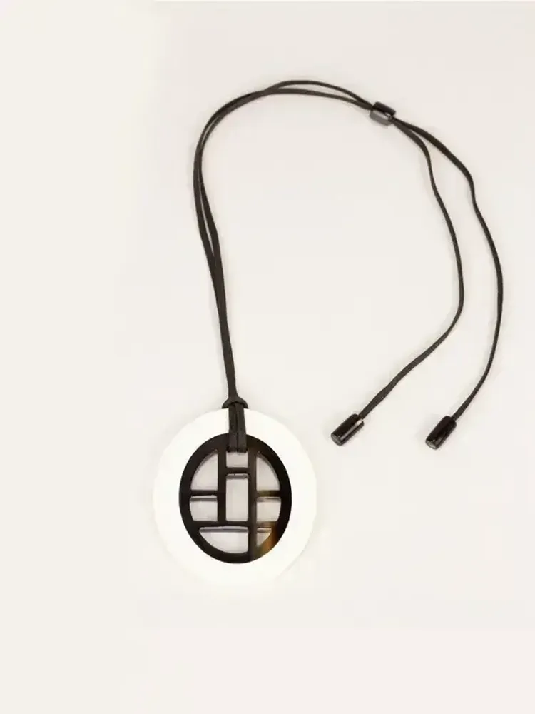 Jewelry - Checkered pendant oval with orange lacquer - L INDOCHINEUR X RIVÊT