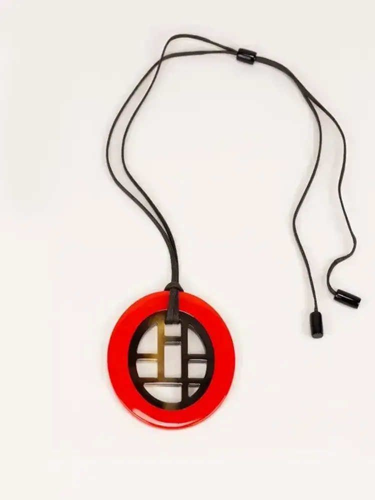 Jewelry - Checkered pendant oval with coffee cream lacquer - L INDOCHINEUR X RIVÊT