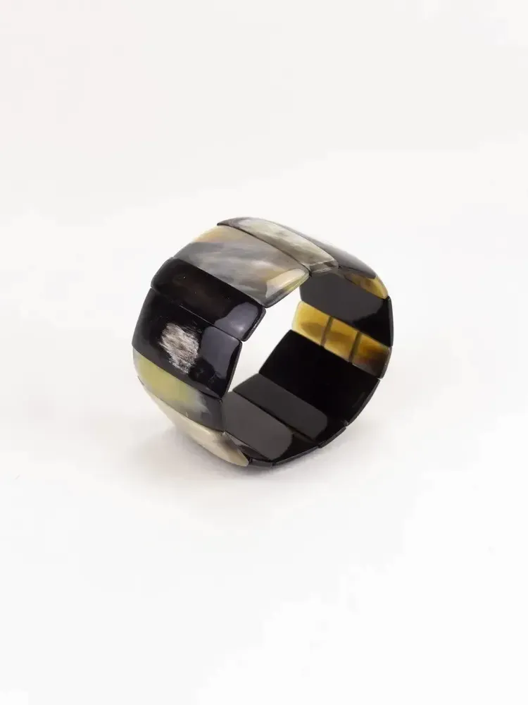 Bracelets - Elastic band bracelet in blond horn - L INDOCHINEUR X RIVÊT