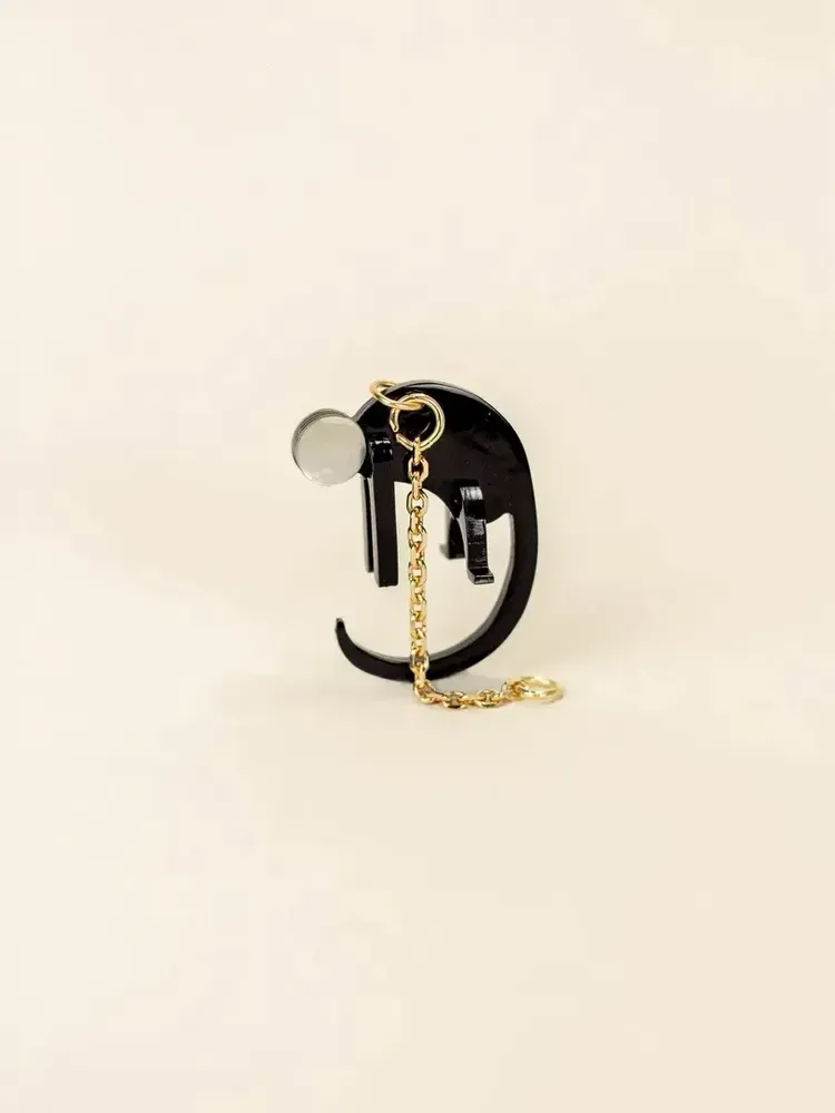 Jewelry - Monkey ear charm in black horn and mother-of-pearl - L INDOCHINEUR X RIVÊT