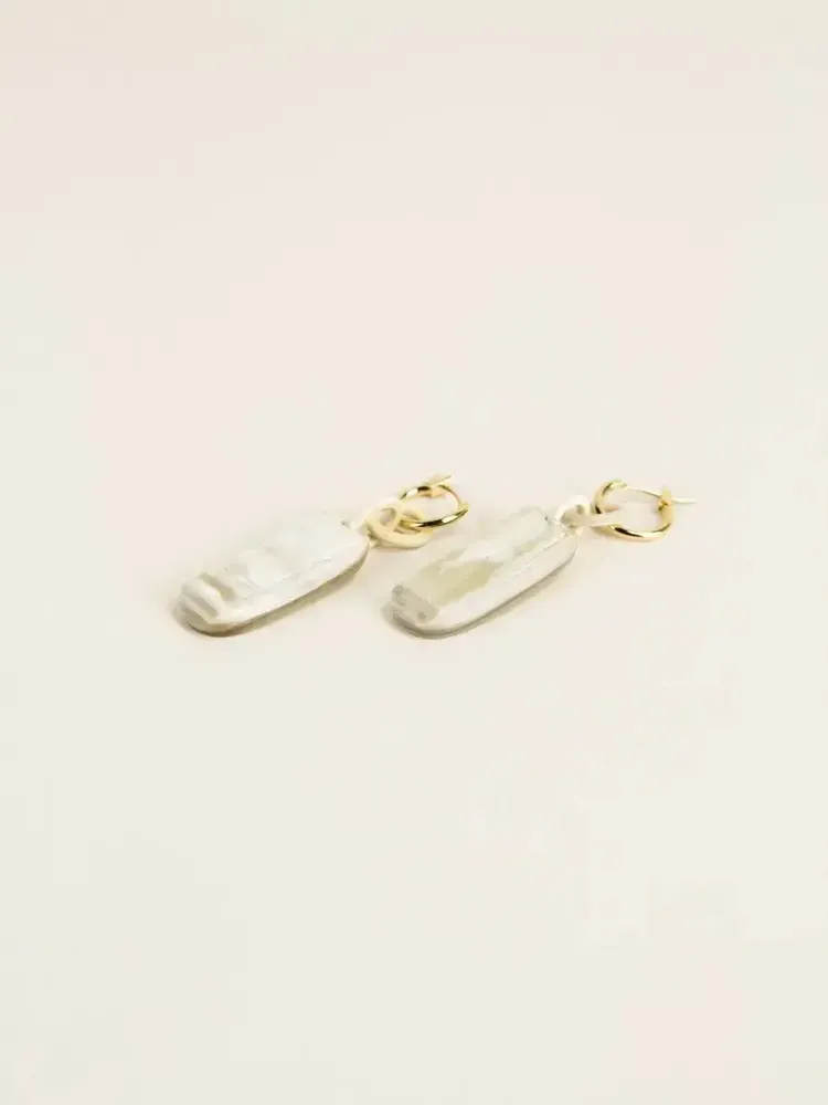 Jewelry - Plaque brass hoop earrings in hoof and ivory lacquer - L INDOCHINEUR X RIVÊT