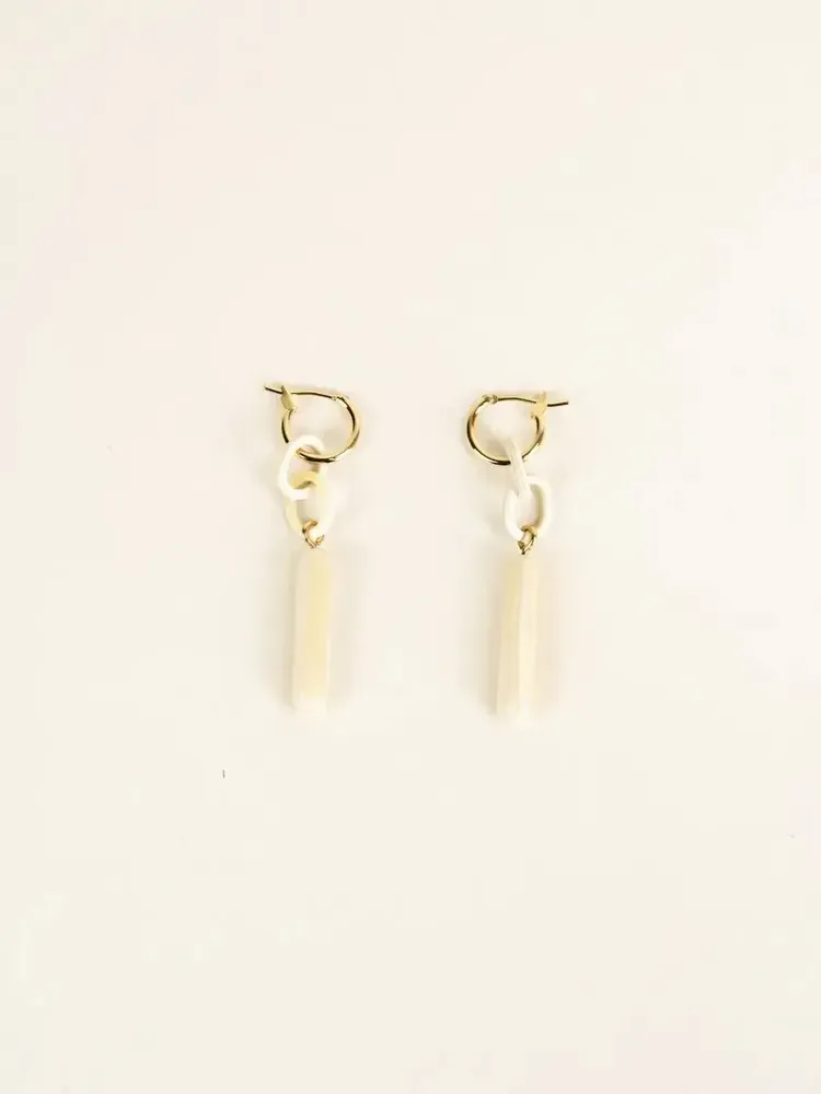 Jewelry - Gelule brass hoop earrings in blond horn - L INDOCHINEUR X RIVÊT