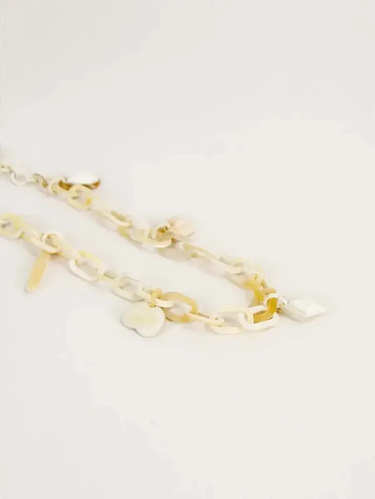 Bijoux - Collier à breloques en corne blonde - L INDOCHINEUR X RIVÊT