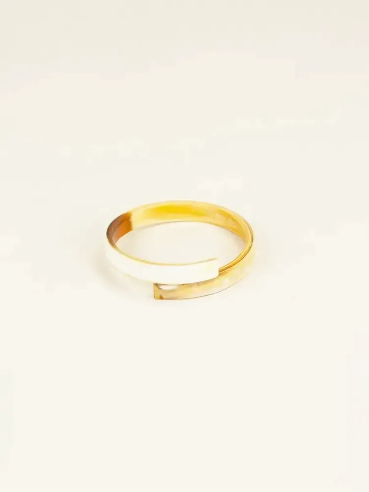 Bracelets - Bracelet ouvert Ruban en corne blonde taille S - L INDOCHINEUR X RIVÊT
