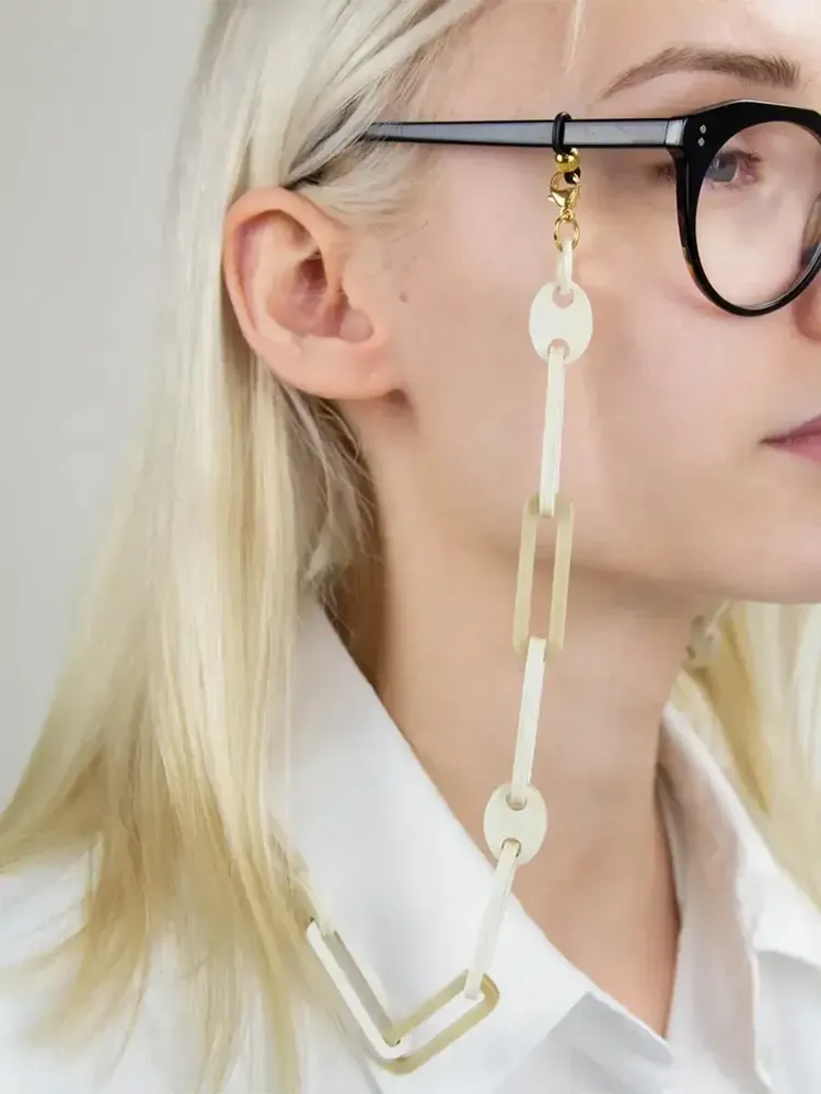 Glasses - Glasses chain in blond horn - L INDOCHINEUR X RIVÊT