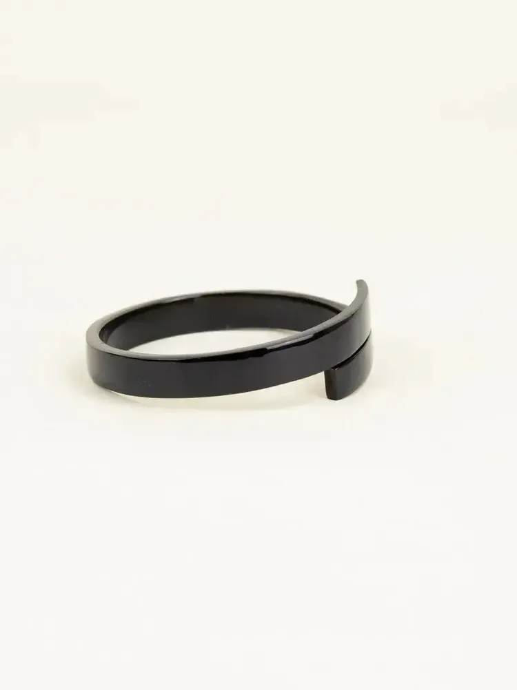 Bracelets - Bracelet ouvert Ruban en corne noire taille L - L INDOCHINEUR X RIVÊT