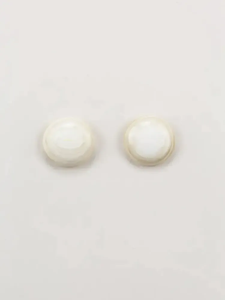 Jewelry - Mont clip earrings in blond horn - L INDOCHINEUR X RIVÊT