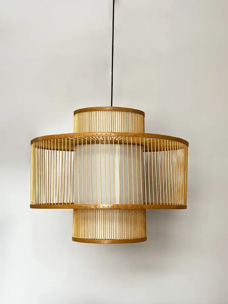 Bougeoirs et photophores  - Grande suspension grillagée bambou et soie - L INDOCHINEUR X RIVÊT