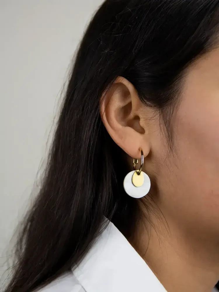 Bijoux - Boucles d'oreilles créoles 2 parties laiton et corne blonde africaine - L INDOCHINEUR X RIVÊT