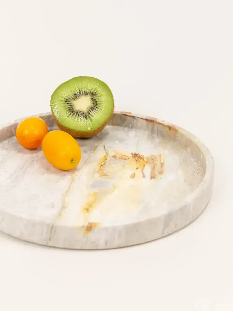 Trays - Large round tray Cassiopée in white marble - L INDOCHINEUR X RIVÊT