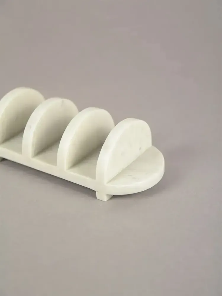 Kitchen utensils - Tacos holder A in white cloudy marble - L INDOCHINEUR X RIVÊT
