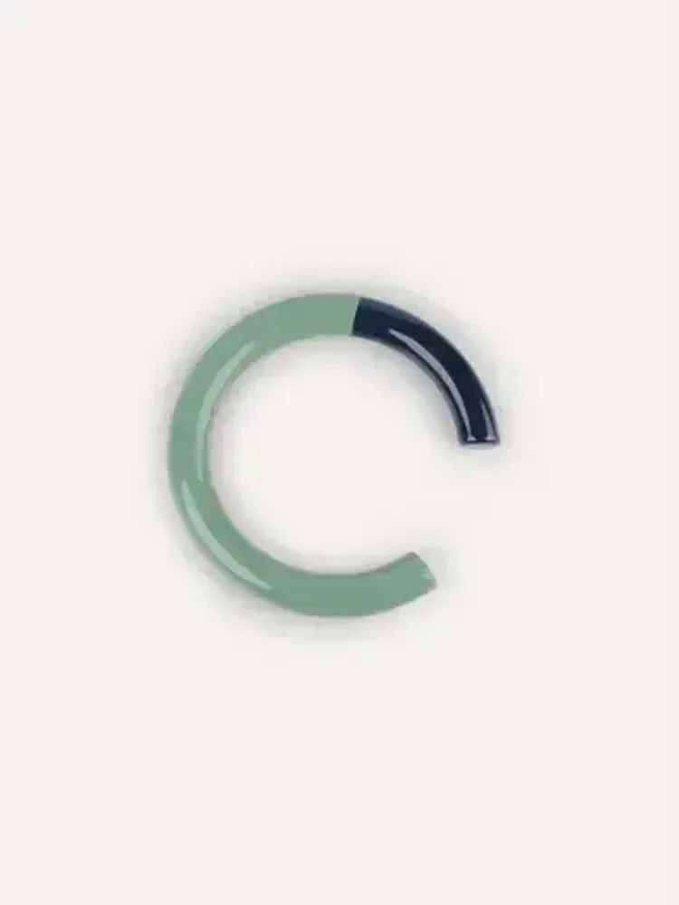 Bracelets - Manchette fine en bois laqué bleu nuit, bleu clair er orange, taille M - L INDOCHINEUR X RIVÊT