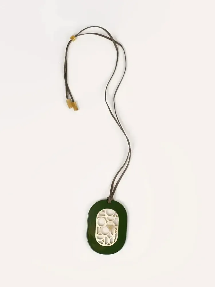 Jewelry - Bauhaus oval pendant in buffalo hoof and bronze lacquer - L INDOCHINEUR X RIVÊT