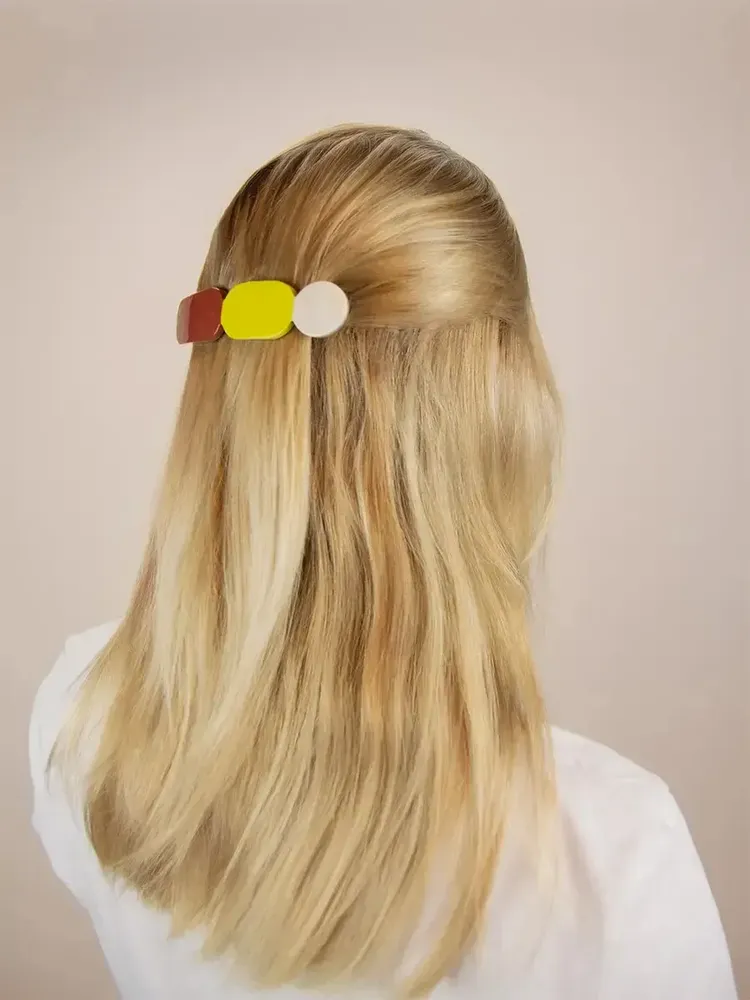 Barrettes - Totem barrette in blond horn and orange lacquer - L INDOCHINEUR X RIVÊT