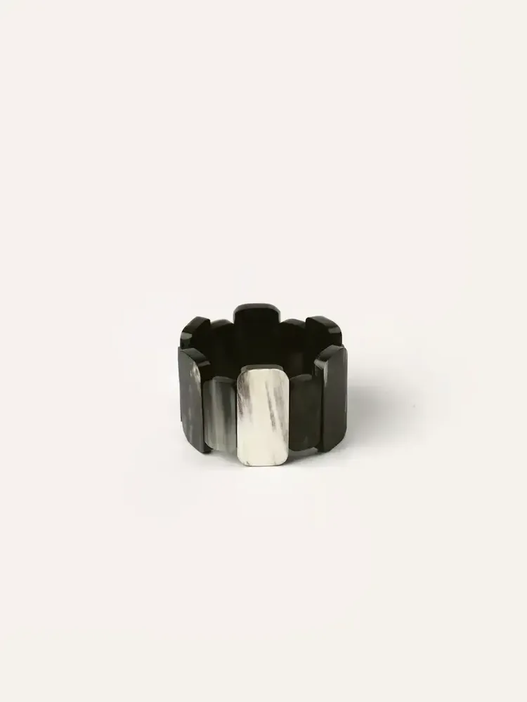 Bracelets - Articulated bracelet rectangular pieces in black African horn - L INDOCHINEUR X RIVÊT