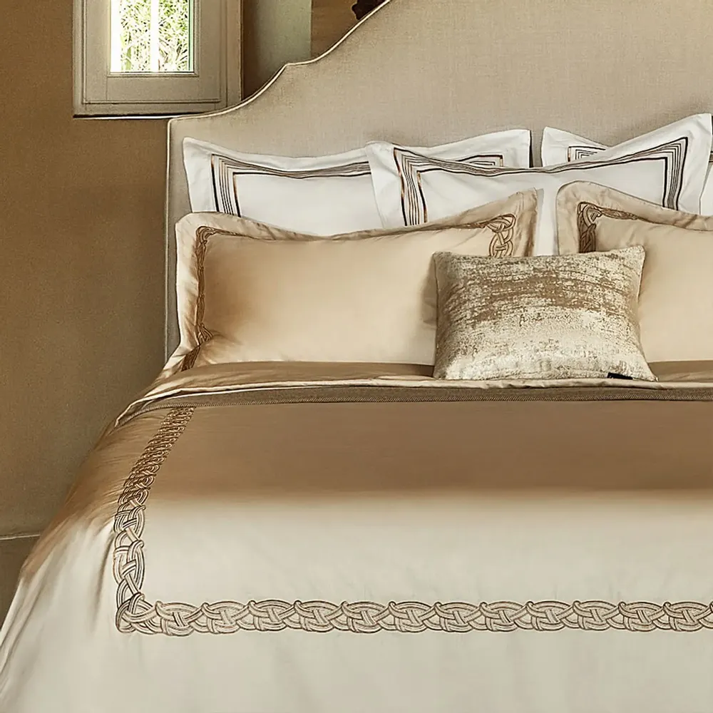 Bed linens - Luxury Duvet Cover Set Catene Collection, Bronze - CROWN GOOSE