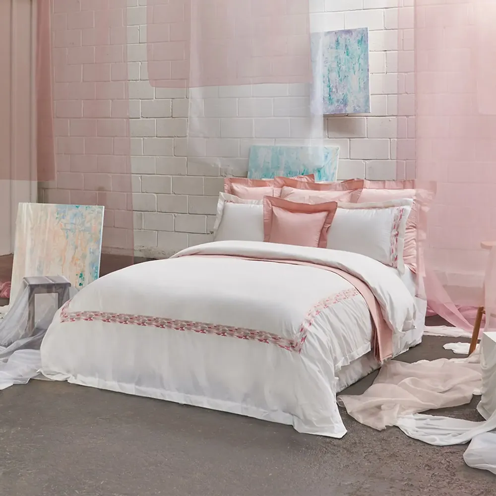 Bed linens - Luxury Duvet Cover Set Luminova Collection, Magenta - CROWN GOOSE