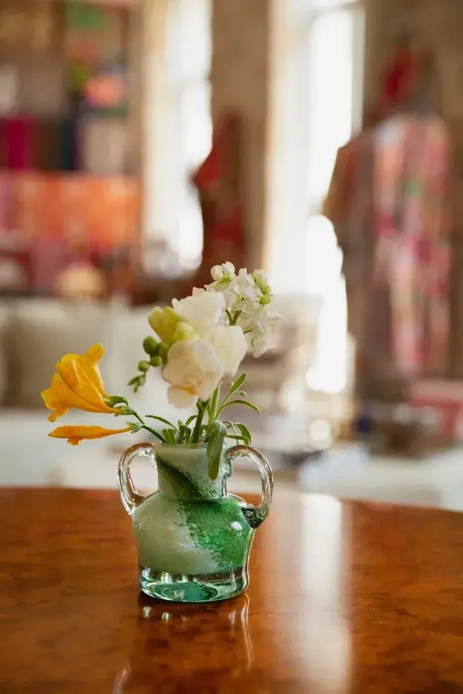 Vases - Vase Bloom en verre soufflé, vert, petit - ANTHOLOGIST