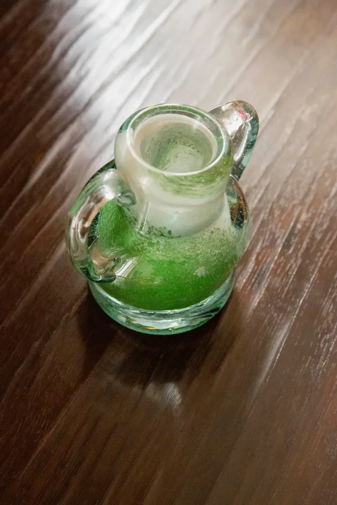 Vases - Vase Bloom en verre soufflé, vert, petit - ANTHOLOGIST
