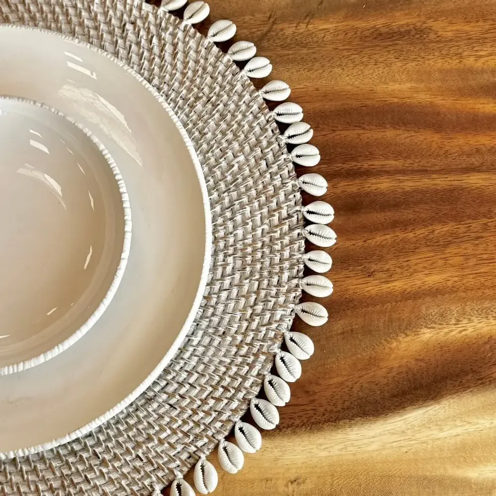 Sets de table - CAURI - Set de table blanc en rotin et coquillage - HYDILE