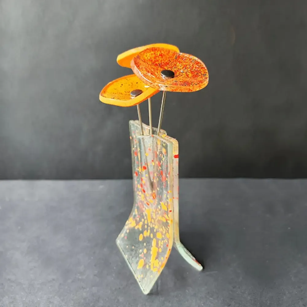 Vases - Petit vase tacheté de 8 x 13 cm avec 3 petites fleurs en rouge orangé - CARNEOL GLASS