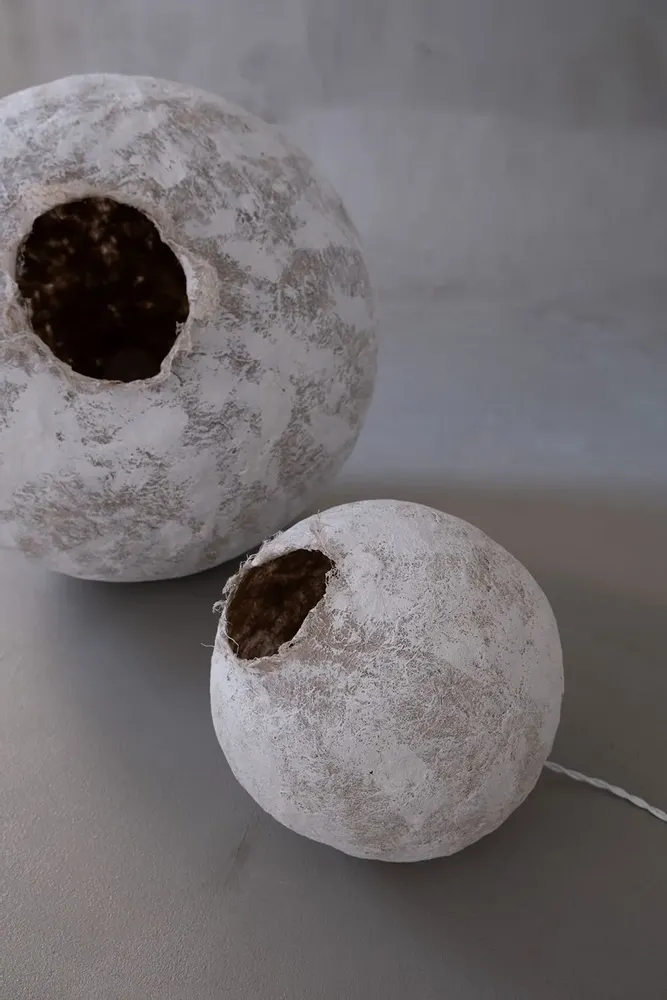 Lampadaires - Lampadaires Dvo — Duo de lumière sculptural en fibre de chanvre - PLETOSTUDIO