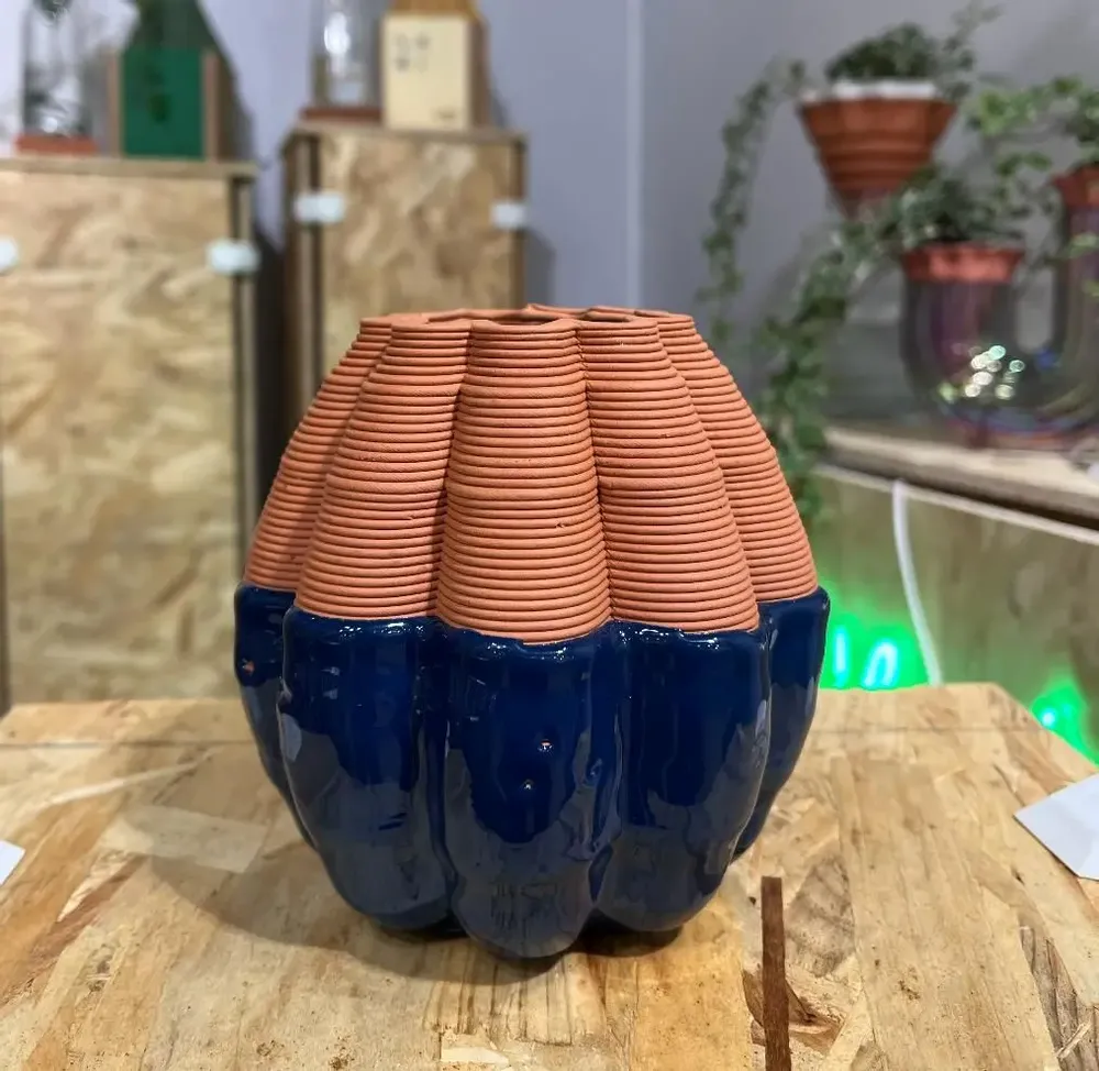 Vases - PETRA 3d clay vase - COMMON PLACE YOUR URBAN JUNGLE