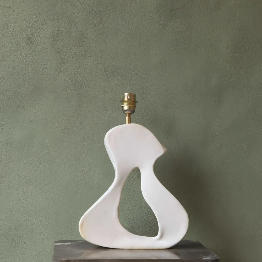 Lampes de table - Lampe de table en céramique faite main Mandy, blanc brillant, mer - STUDIO WILD ORANGE