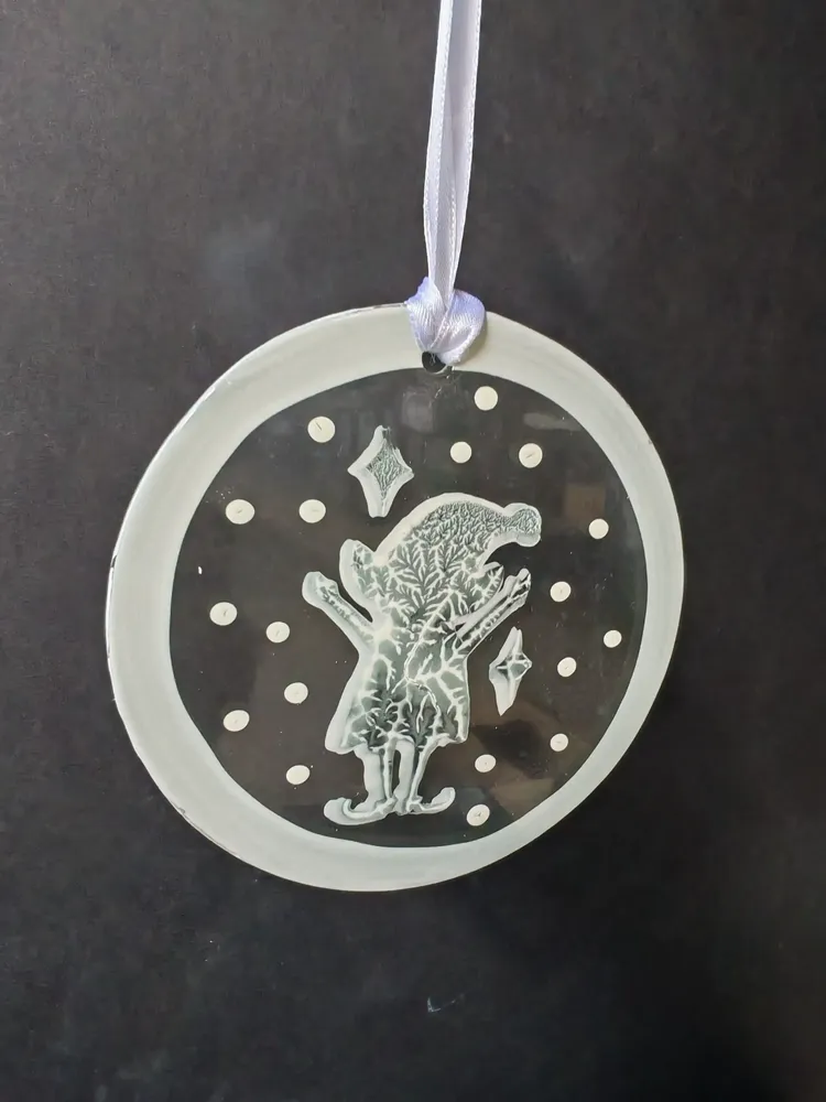 Other Christmas decorations - White hand-painted standing elf glass ornament - CARNEOL GLASS