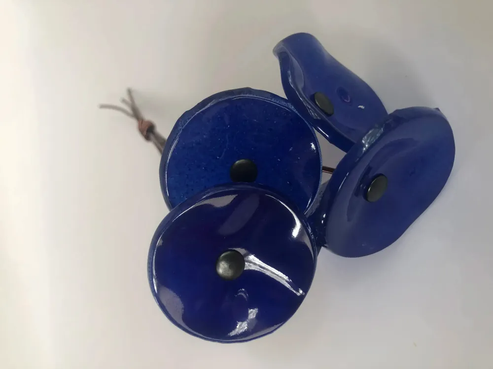 Floral decoration - Small Glass Flower For Outside In D.Blue On Flexible Stem - CARNEOL GLASS