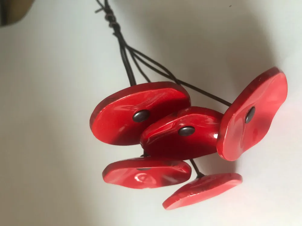 Floral decoration - Small Red Glass Flower For Outside On Flexible Stem - CARNEOL GLASS