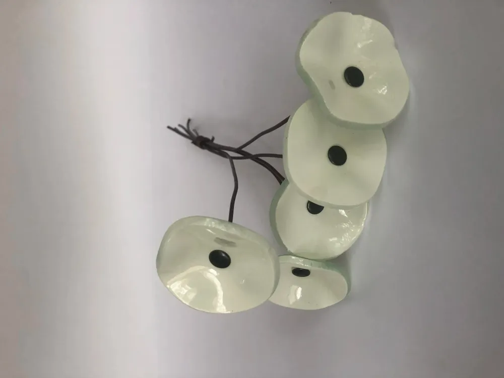 Floral decoration - Small Glass Flower For Outside In White On Flexible Stem - CARNEOL GLASS