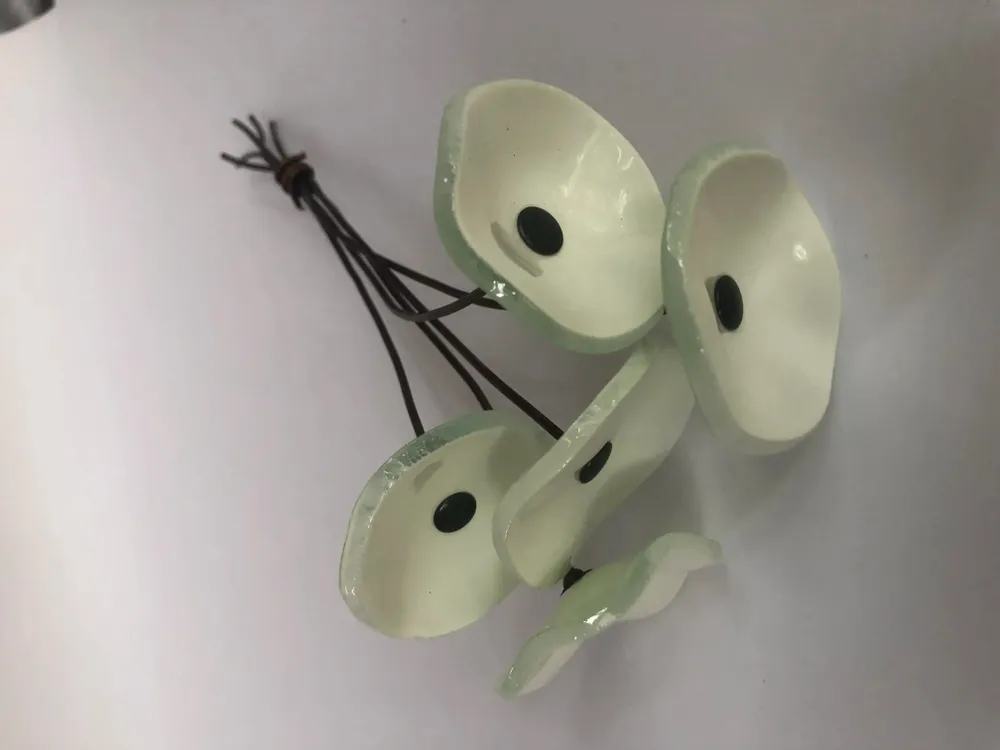 Floral decoration - Small Glass Flower For Outside In White On Flexible Stem - CARNEOL GLASS