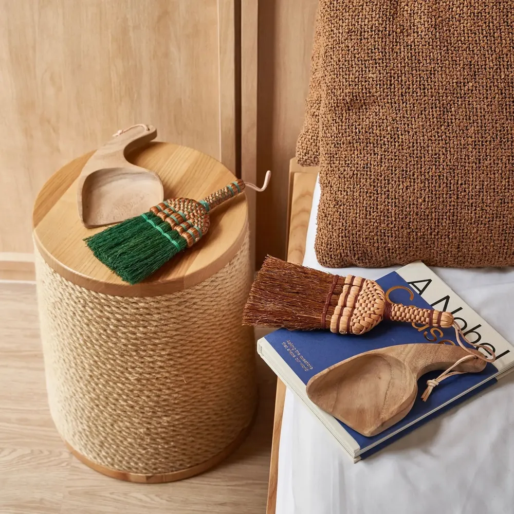 Accessoires de jardinage - BAAN BOON BROOMS - Balais et Brosses à Sorgho - BAAN BOON BROOMS