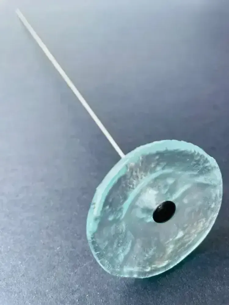 Décorations florales - Petite fleur ronde en verre pour l'intérieur de couleur transparente avec tige en acier inoxydable de 43 cm - CARNEOL GLASS