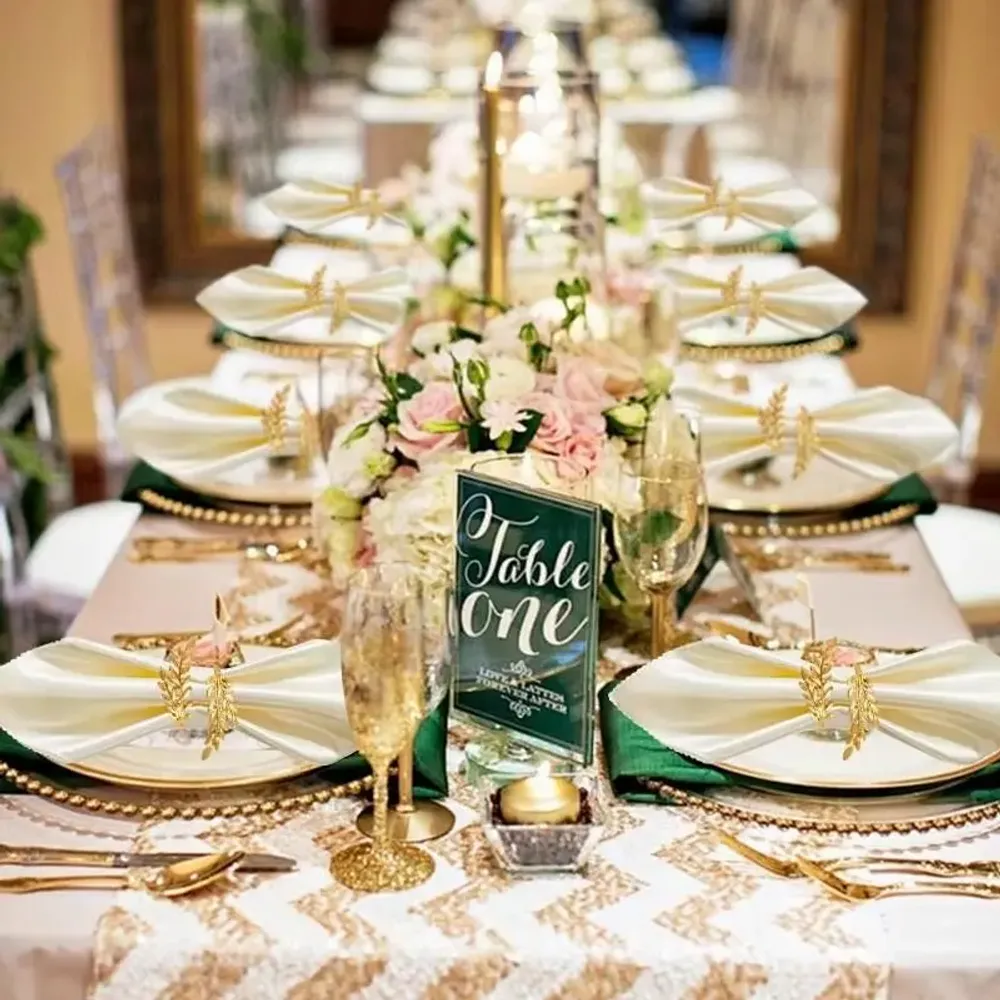 Christmas table settings - Napkin ring - Double Leaf - Silver or Gold - SOSTRAW & SMARTTHINGS