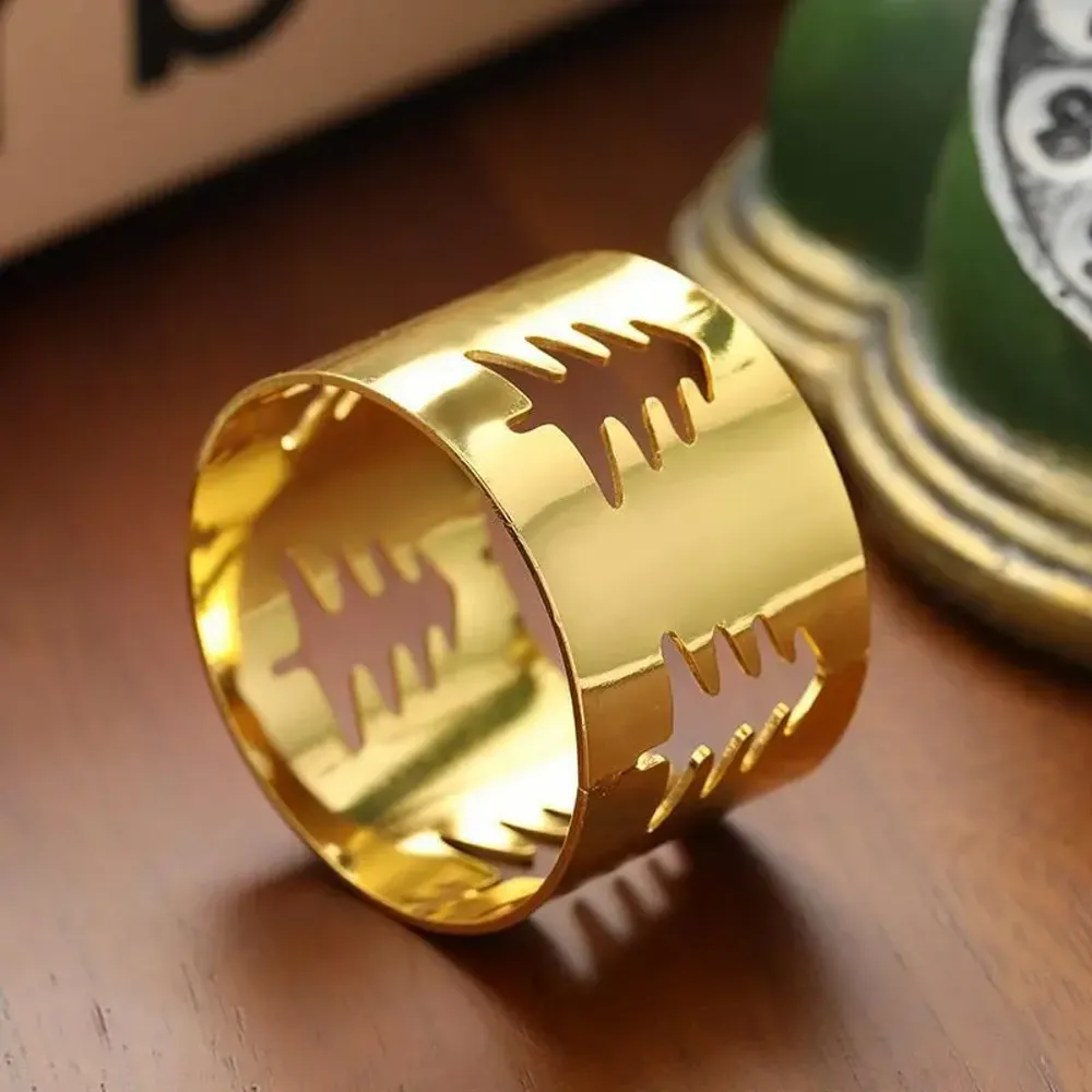 Christmas table settings - Napkin ring - Christmas tree - silver or gold - SOSTRAW & SMARTTHINGS