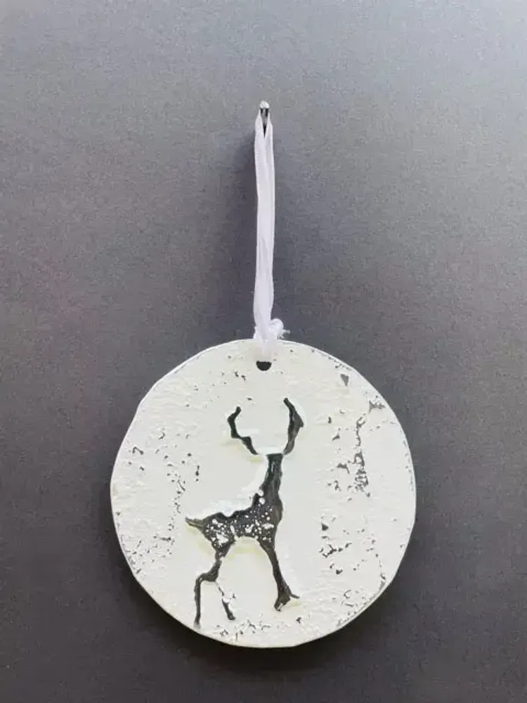 Christmas garlands and baubles - Large rustic Christmas hanger with a reindeer - CARNEOL GLASS