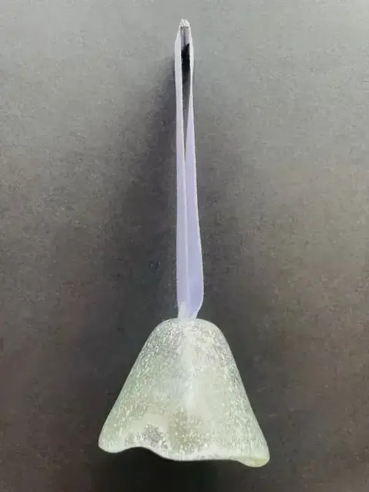 Autres décorations de Noël - Grande cloche en verre blanc transparent sur un élégant cintre en ruban - CARNEOL GLASS