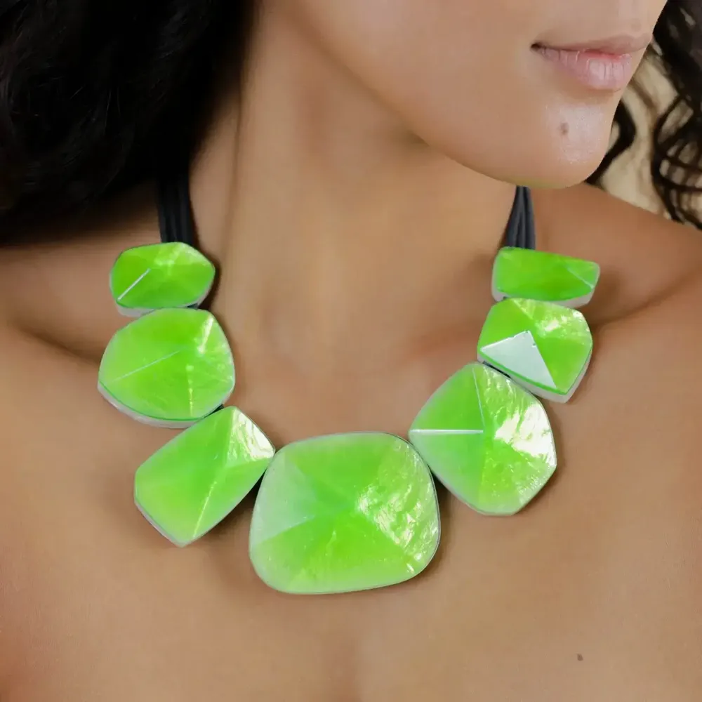 Jewelry - 7 elements statement necklace (lime green) - Combava - NATURE BIJOUX