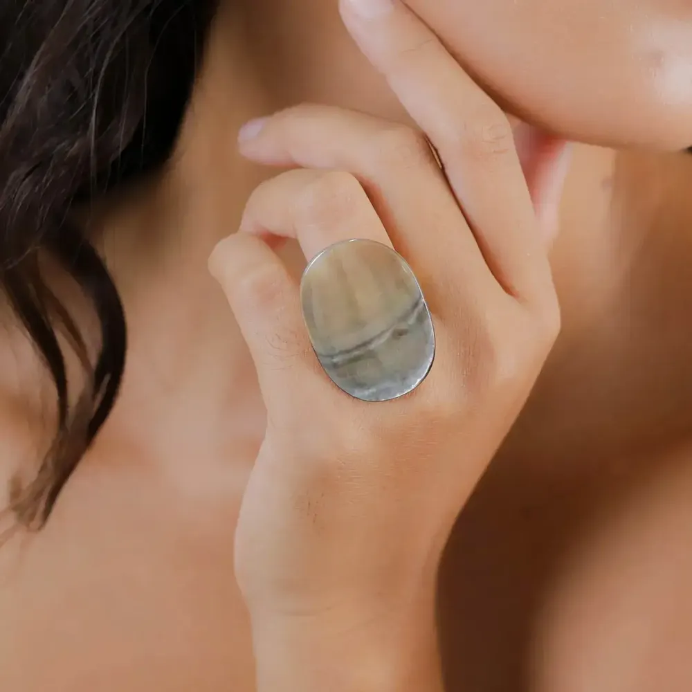 Jewelry - Adjustable black lip ring - Fluorite - NATURE BIJOUX