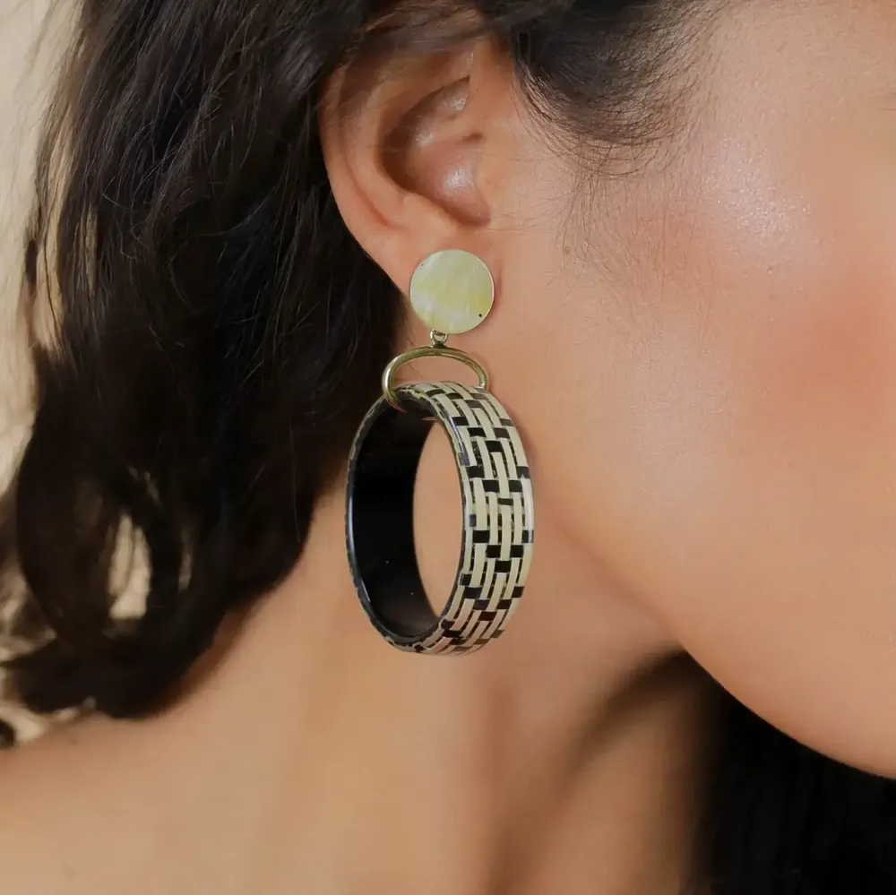 Jewelry - Giant ring post earrings - Madam Bogolan - NATURE BIJOUX
