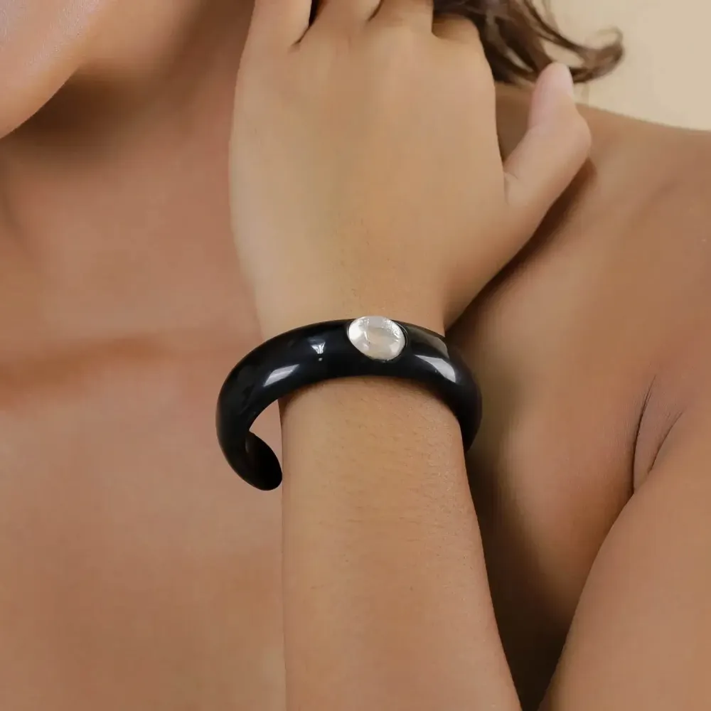 Jewelry - Small rigid bracelet with 1 capiz cab - Saint Honore - NATURE BIJOUX