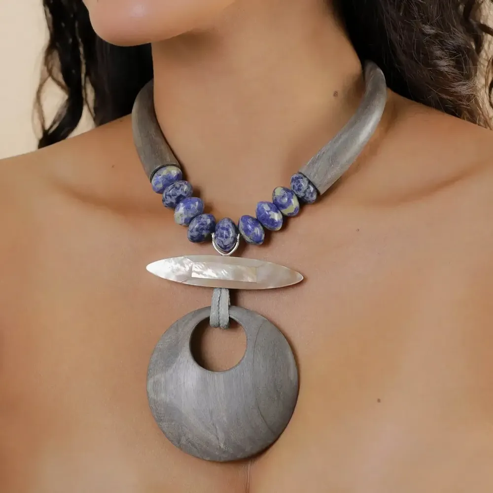 Jewelry - Statement necklace with grey ebony pendant - Skala - NATURE BIJOUX