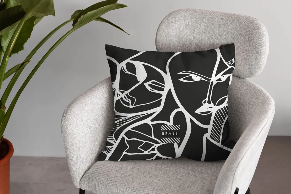 Tissus pour extérieurs - Coussin d'extérieur Black Elongi 60 x 60 - Design by BRASS - ARTDECORIS