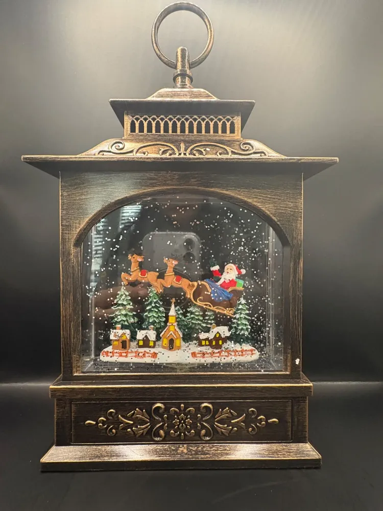 Autres décorations de Noël - Lanterne de Noël LED avec Musique – Père Noël en Traîneau - BLUE STAR B.V.