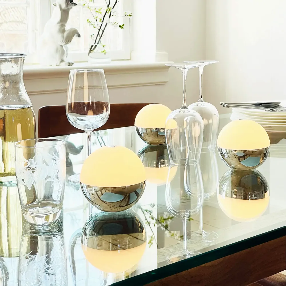 Lampes de table - Boule lumineuse Alba Chrome 1 pièce - DYBERG LARSEN