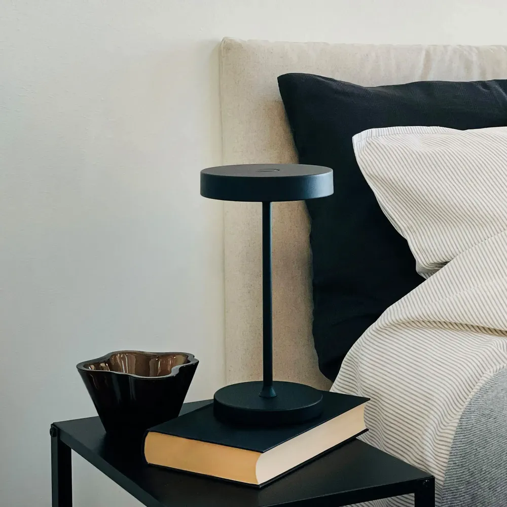 Lampes de table - Lampe de table Starlight H25,5 cm LED Portable Noir/Noir - DYBERG LARSEN