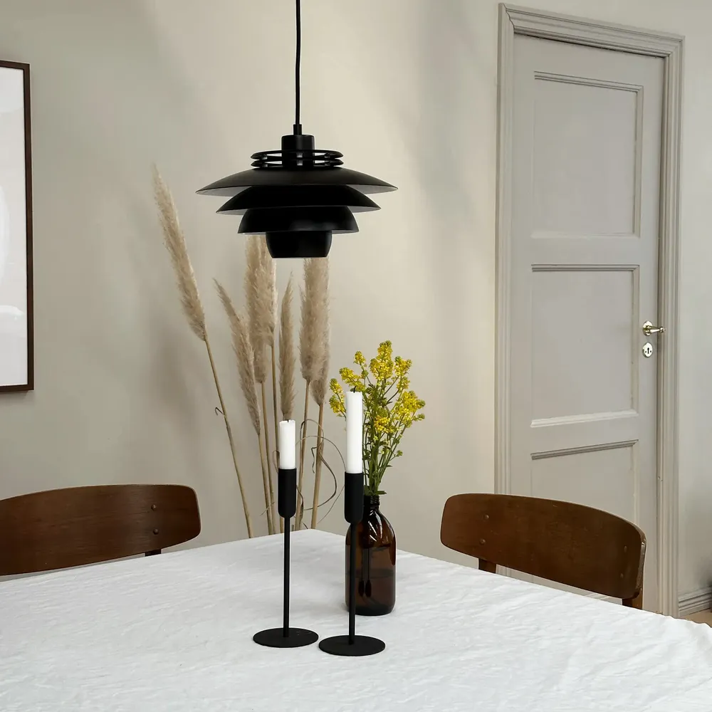 Suspensions - Lampe suspendue Ejka Mini noir mat - DYBERG LARSEN